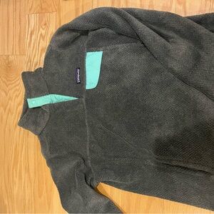 Patagonia Gray and Green Zip Up Sweater